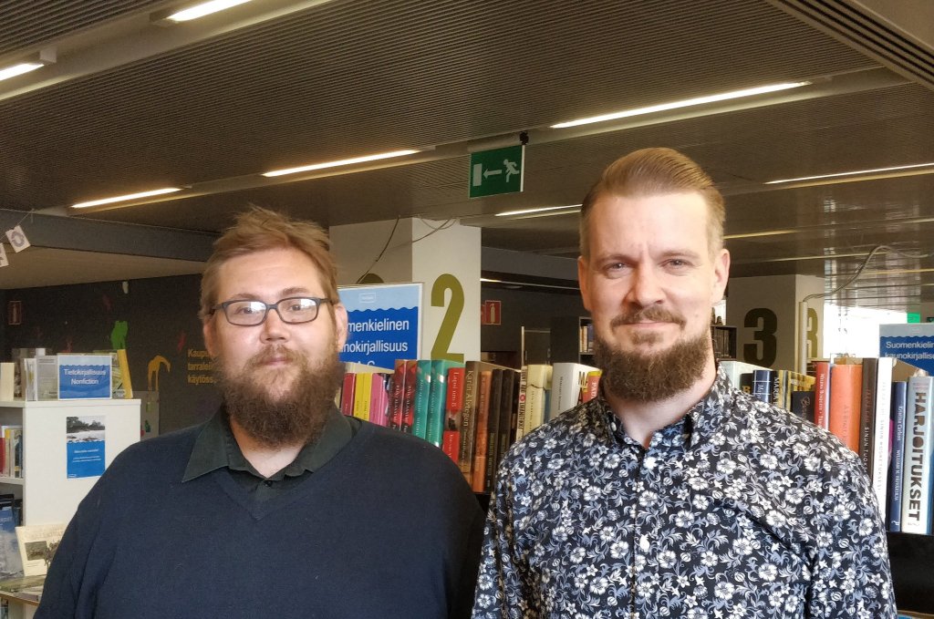 Bloggaamisen arvo ja liian kesyt lukusuositukset – vieraana Simo Sahlman /&nbsp;Lukupino