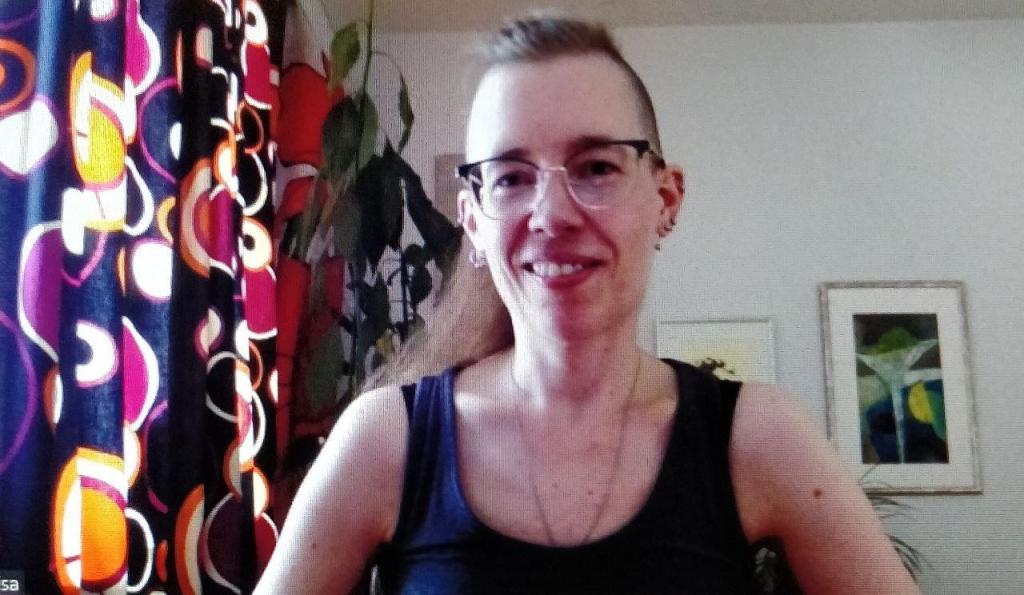 Raisa Jäntti – runous, rajallisuus, Kolme, Grand&nbsp;Plie