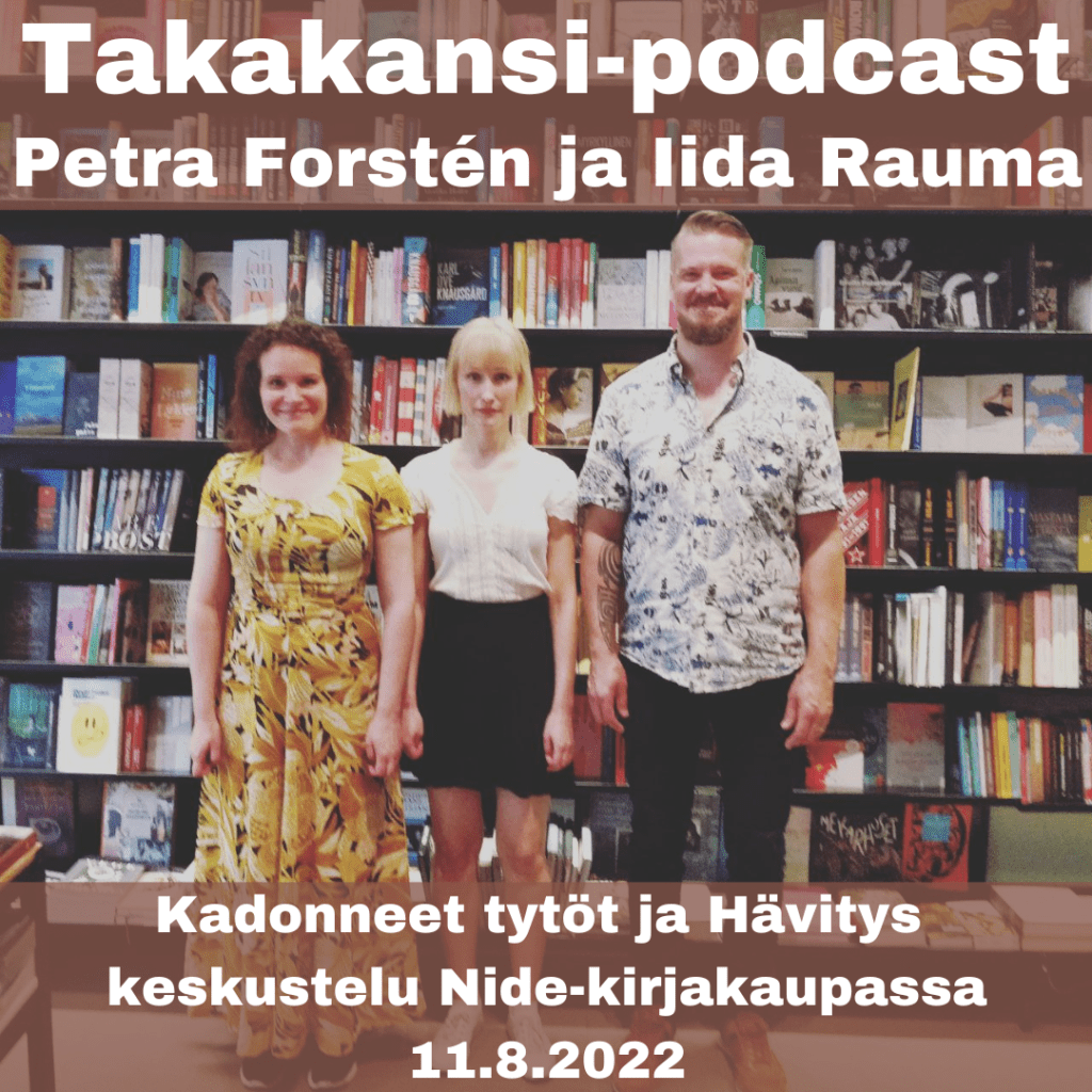 Petra Forstén ja Iida Rauma Nide-kirjakaupassa 11.8.2022